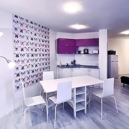Private Apartment With Parking And Pool Balchik Exterior photo