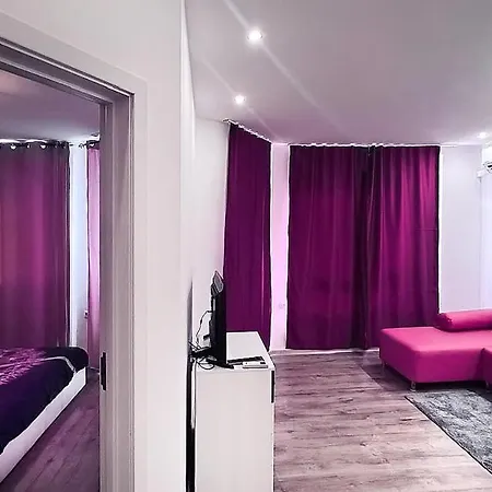 Private Apartment With Parking And Pool Balchik Exterior photo