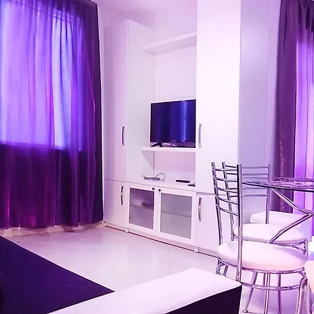 Private Apartment With Parking And Pool Balchik Exterior photo