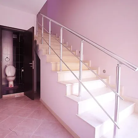 Private Apartment With Parking And Pool Balchik Exterior photo