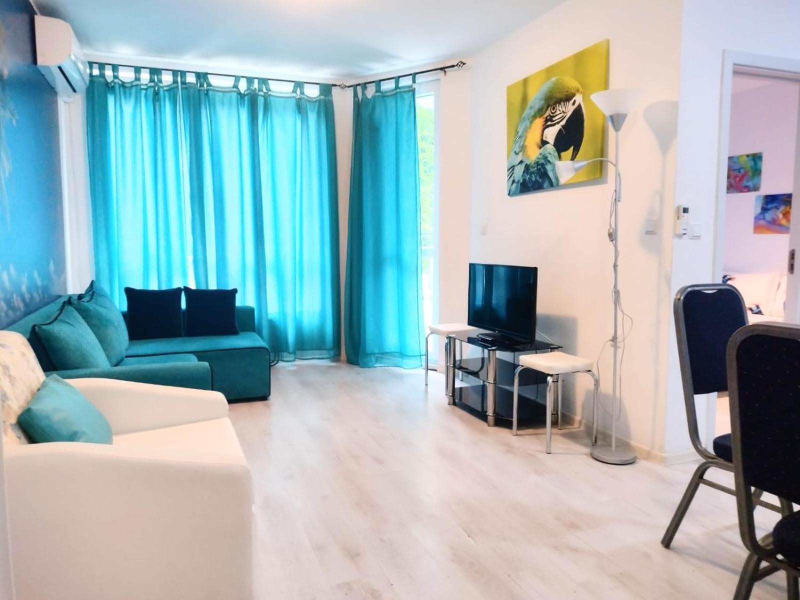 Apartment Private With Parking And Pool
