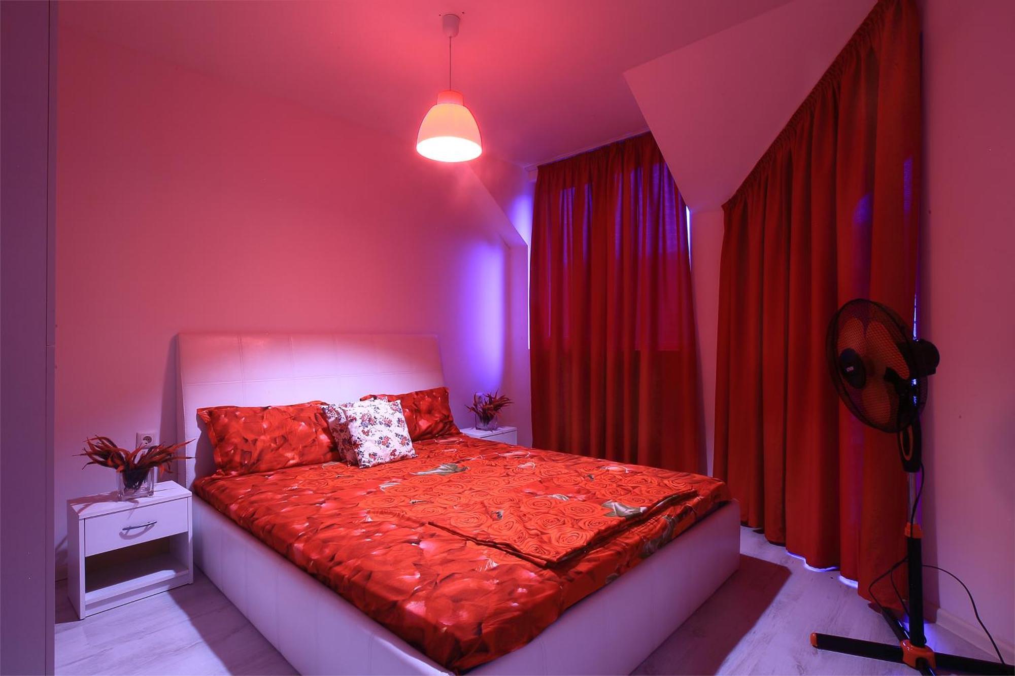 Private With Parking And Pool Apartment *
