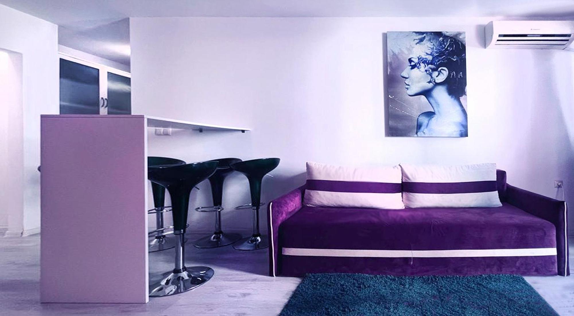 Private With Parking And Pool Apartment *